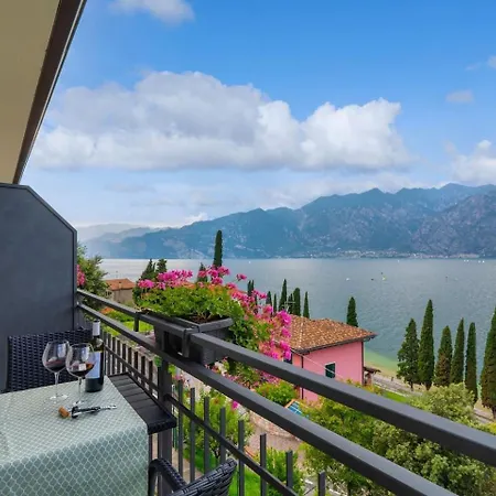 Apartment Finestra Sul Riva *