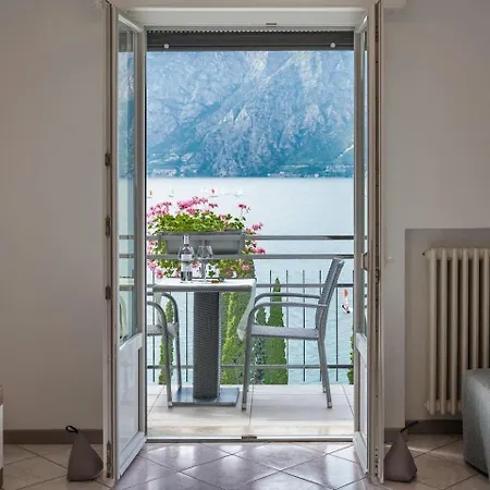 Finestra Sul Riva Apartment Malcesine