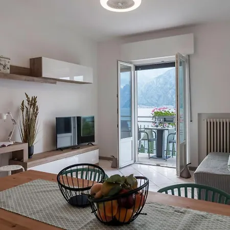 Finestra Sul Riva Apartment Malcesine