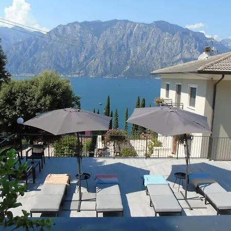 Finestra Sul Riva Apartment