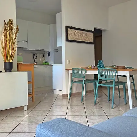 Riva - Vista - Finestra Sul Daire