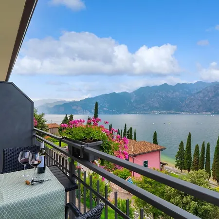 Daire Riva - Vista - Finestra Sul